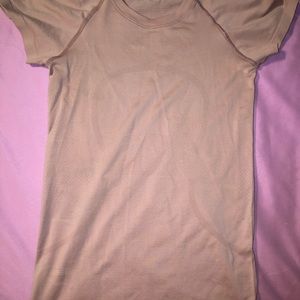 Lululemon size 4 swifty